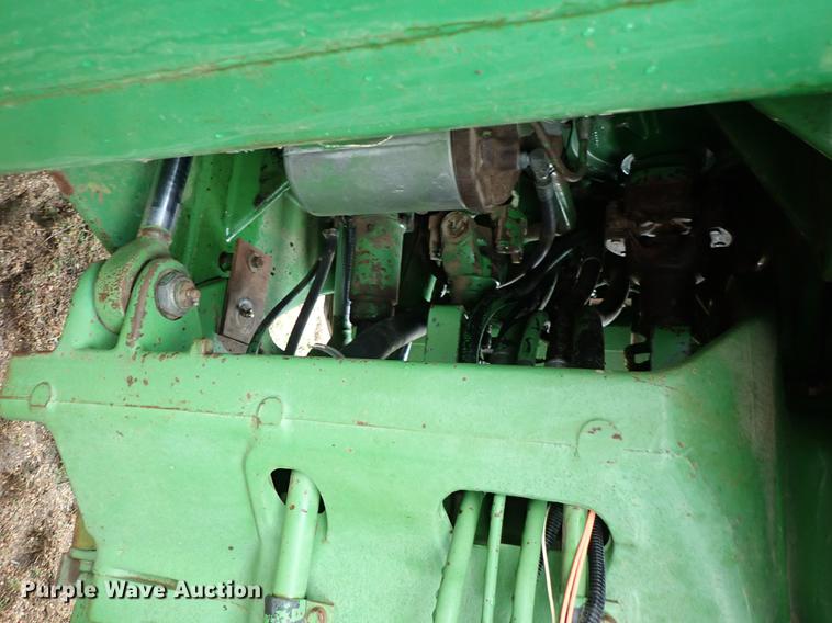 image for item DF8898 1980 John Deere 8640 4WD tractor