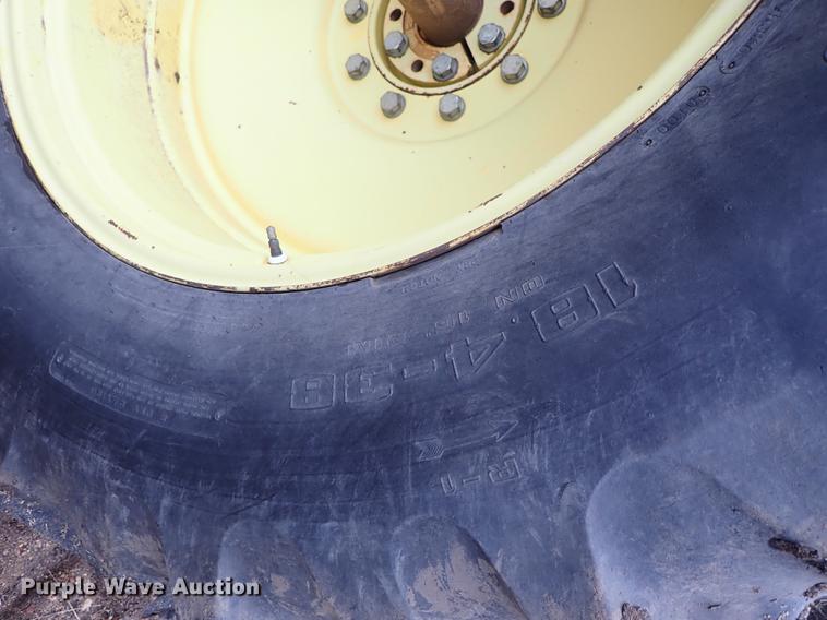 image for item DF8898 1980 John Deere 8640 4WD tractor