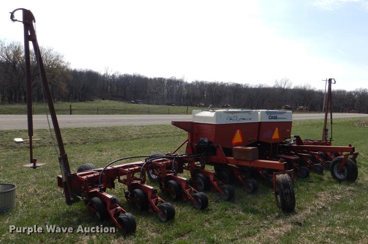 image for item DG0927 Case IH 900 Cyclo Air planter