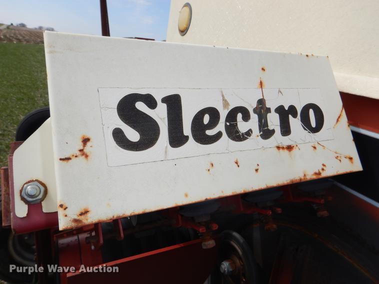 image for item DG0927 Case IH 900 Cyclo Air planter