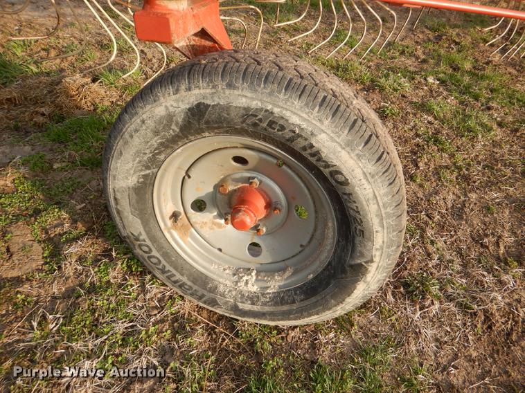 image for item DG0929 AGCO 4324 hay rake