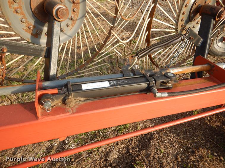 image for item DG0929 AGCO 4324 hay rake