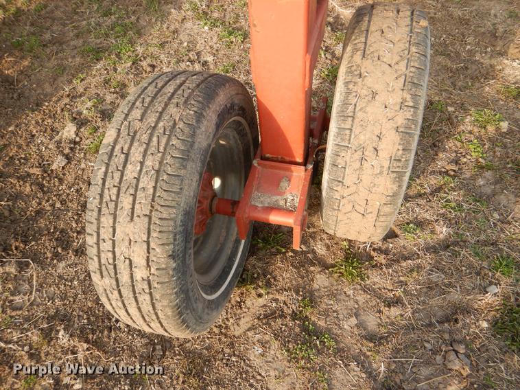 image for item DG0929 AGCO 4324 hay rake