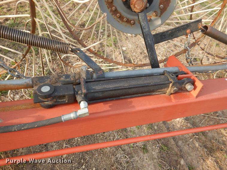 image for item DG0929 AGCO 4324 hay rake