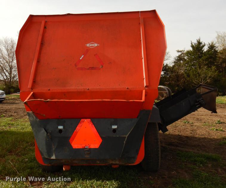 image for item DG0985 Kuhn Euromix II 1460 feed mixer