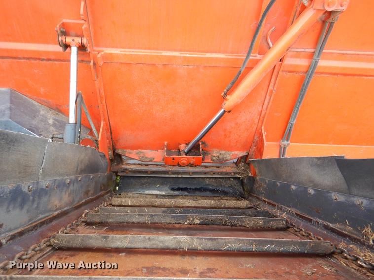 image for item DG0985 Kuhn Euromix II 1460 feed mixer