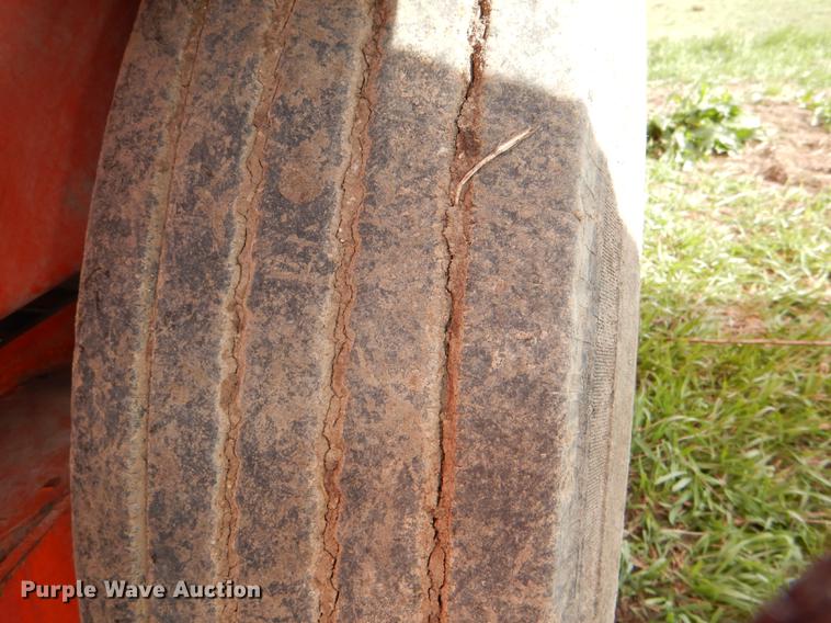 image for item DG0985 Kuhn Euromix II 1460 feed mixer