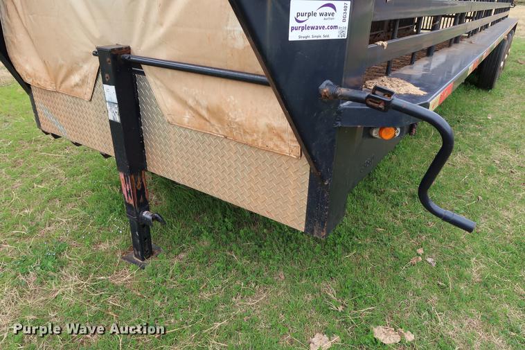 image for item DG3407 2015 Gooseneck Trailers livestock trailer