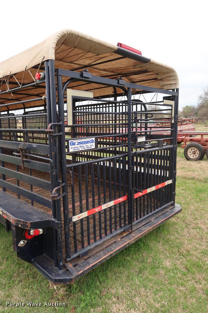 image for item DG3407 2015 Gooseneck Trailers livestock trailer