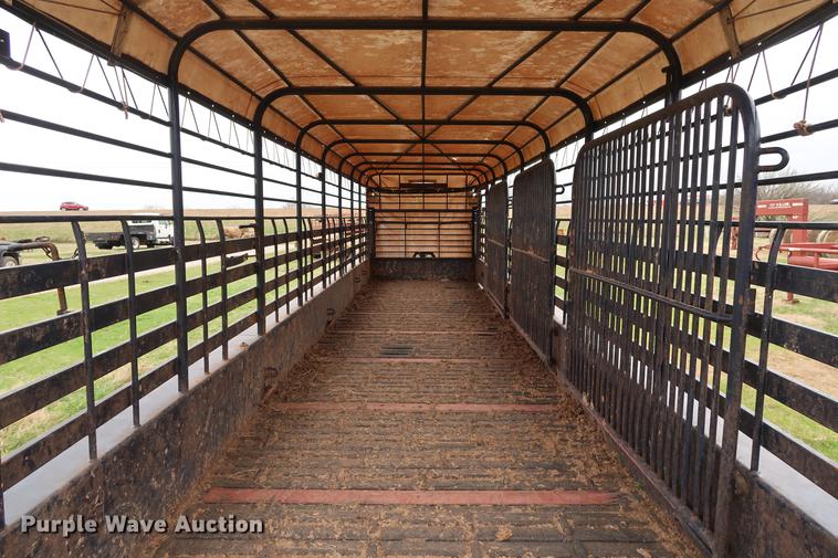 image for item DG3407 2015 Gooseneck Trailers livestock trailer