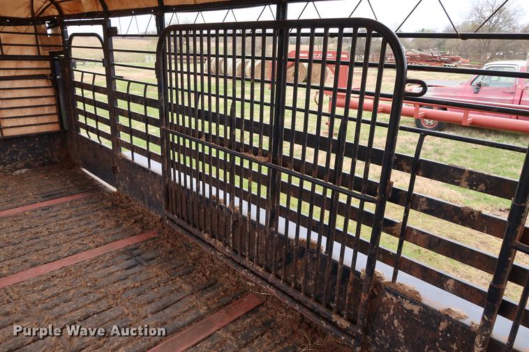 image for item DG3407 2015 Gooseneck Trailers livestock trailer