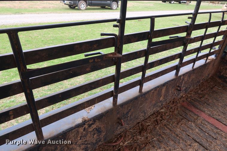image for item DG3407 2015 Gooseneck Trailers livestock trailer