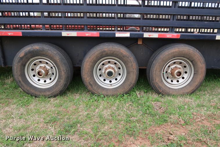 image for item DG3407 2015 Gooseneck Trailers livestock trailer