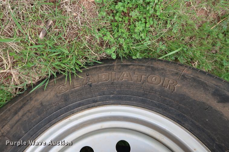 image for item DG3407 2015 Gooseneck Trailers livestock trailer