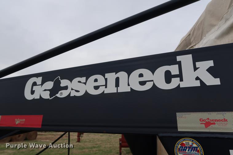 image for item DG3407 2015 Gooseneck Trailers livestock trailer