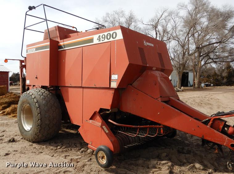 image for item DG5754 1993 Hesston 4900 large square baler