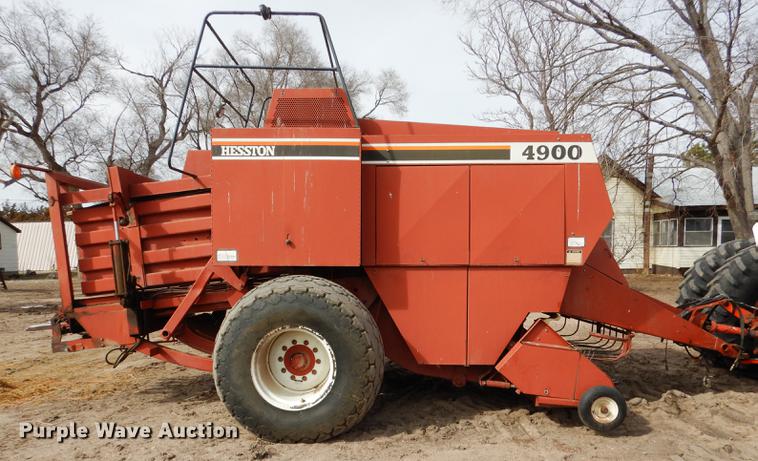 image for item DG5754 1993 Hesston 4900 large square baler