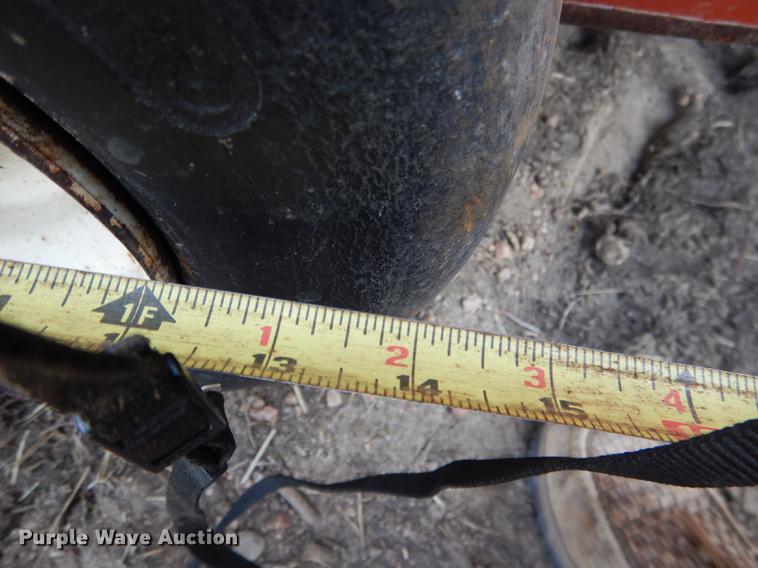 image for item DG5754 1993 Hesston 4900 large square baler