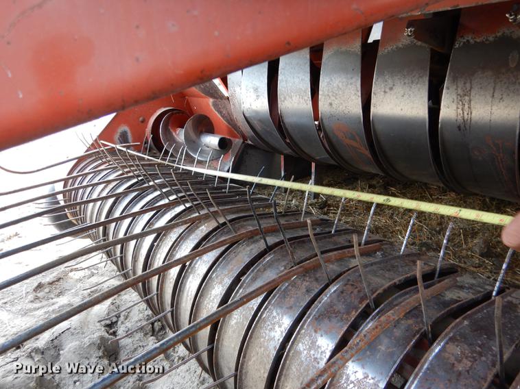 image for item DG5754 1993 Hesston 4900 large square baler