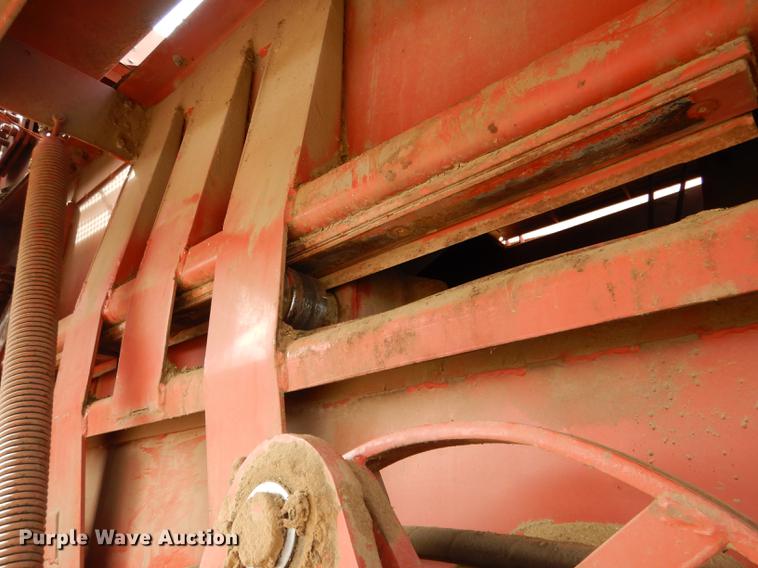 image for item DG5754 1993 Hesston 4900 large square baler