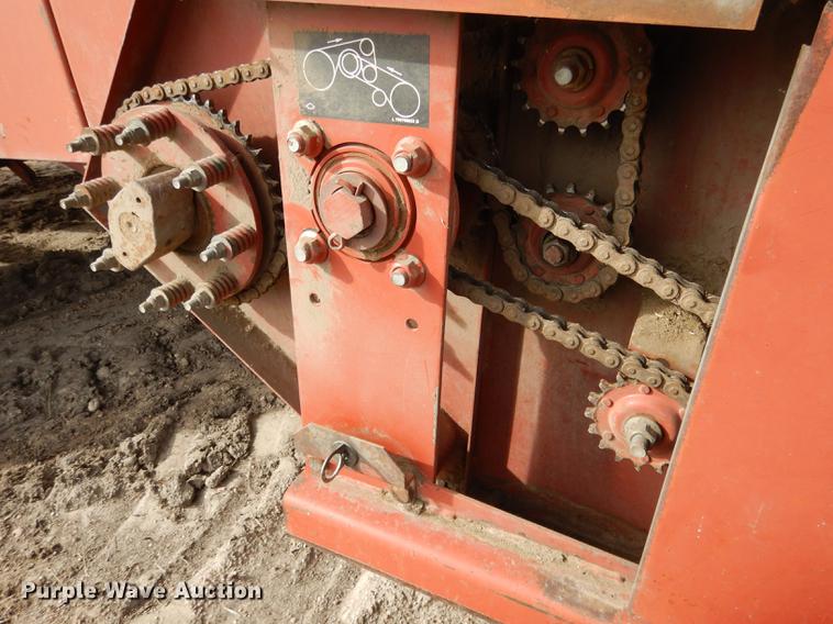 image for item DG5754 1993 Hesston 4900 large square baler