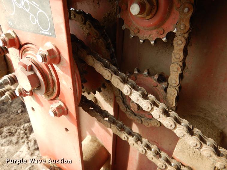 image for item DG5754 1993 Hesston 4900 large square baler