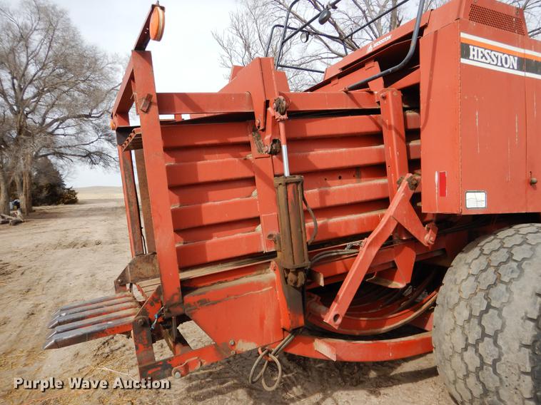image for item DG5754 1993 Hesston 4900 large square baler