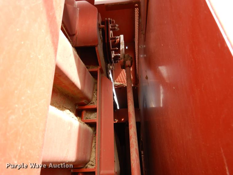 image for item DG5754 1993 Hesston 4900 large square baler