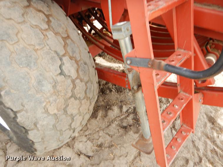 image for item DG5754 1993 Hesston 4900 large square baler