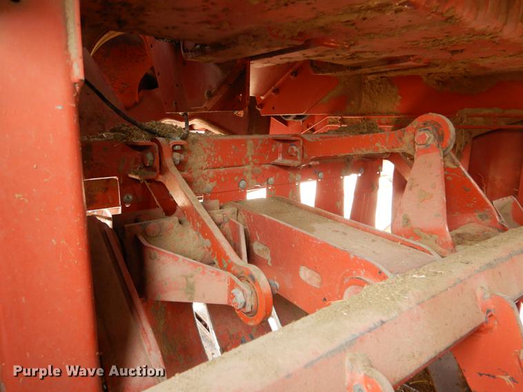 image for item DG5754 1993 Hesston 4900 large square baler