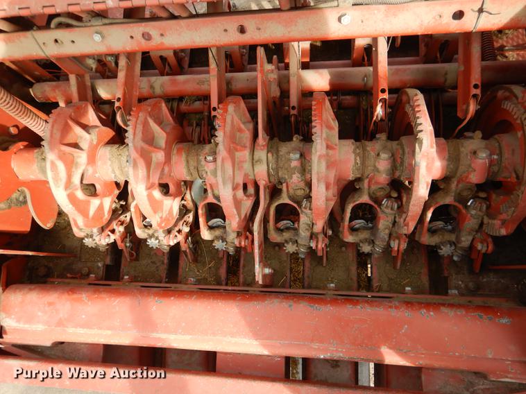 image for item DG5754 1993 Hesston 4900 large square baler