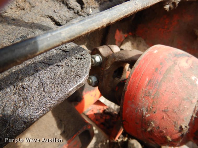 image for item DG5754 1993 Hesston 4900 large square baler