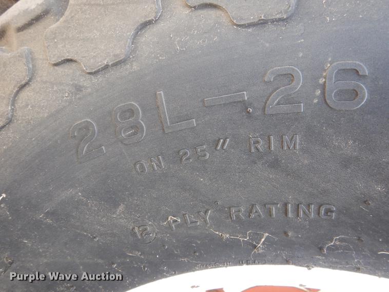 image for item DG5754 1993 Hesston 4900 large square baler