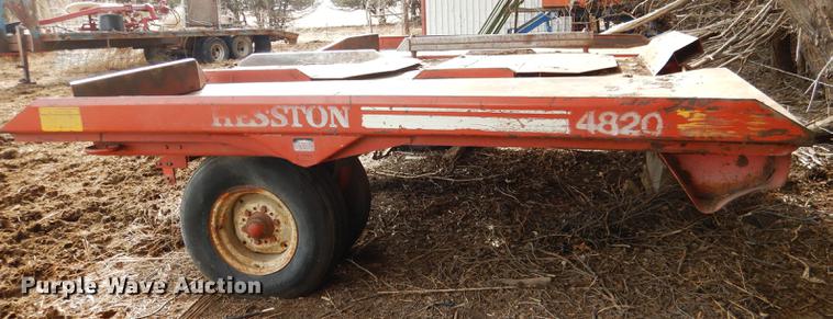 image for item DG5754 1993 Hesston 4900 large square baler