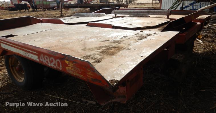 image for item DG5754 1993 Hesston 4900 large square baler