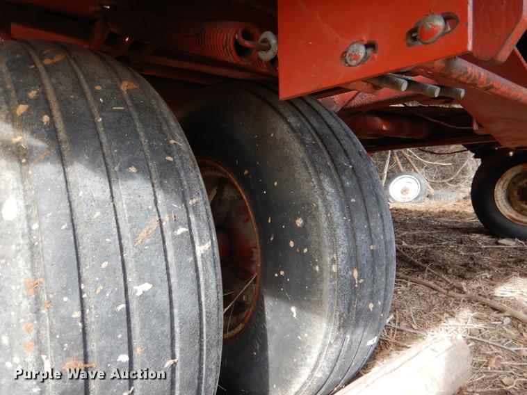 image for item DG5754 1993 Hesston 4900 large square baler