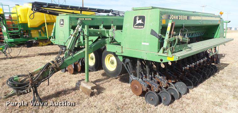 image for item EI9725 John Deere 455 grain drill