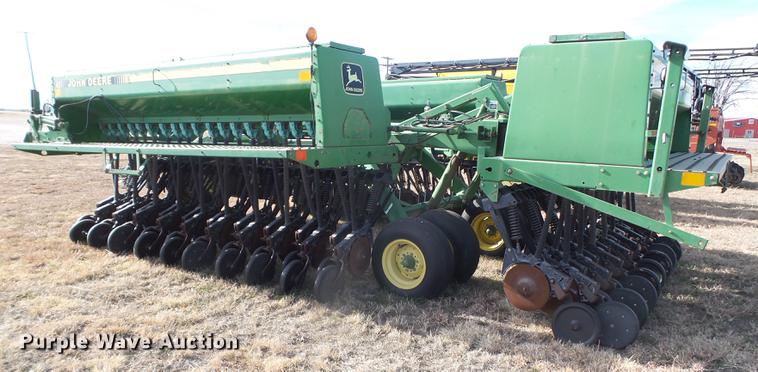 image for item EI9725 John Deere 455 grain drill