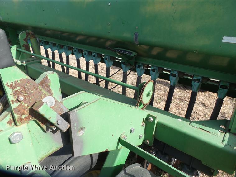 image for item EI9725 John Deere 455 grain drill