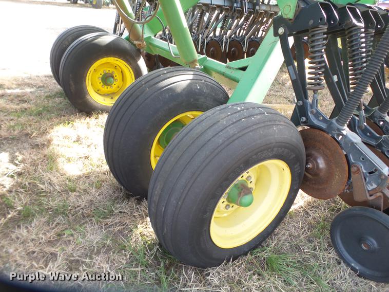 image for item EI9725 John Deere 455 grain drill