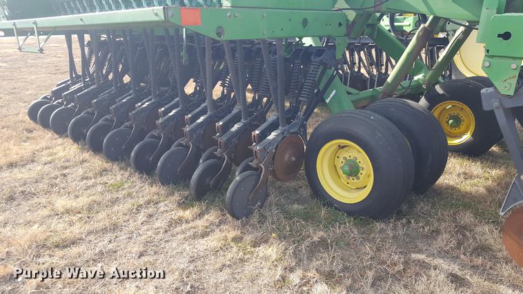 image for item EI9725 John Deere 455 grain drill