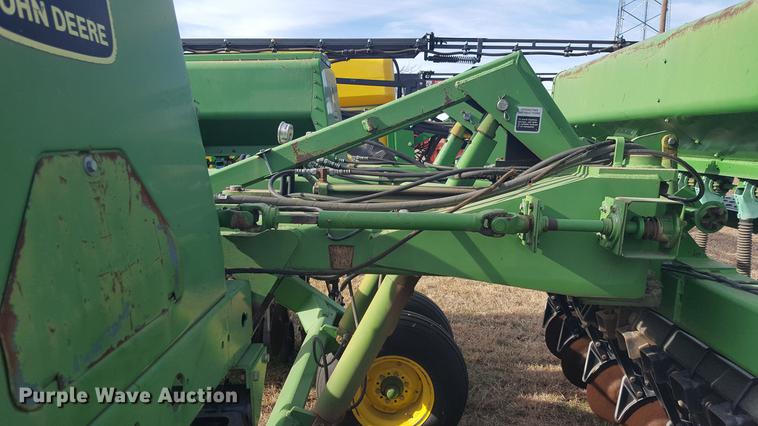 image for item EI9725 John Deere 455 grain drill