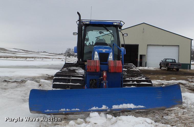 image for item EW9993 2005 New Holland TS115A tractor with snow groomer