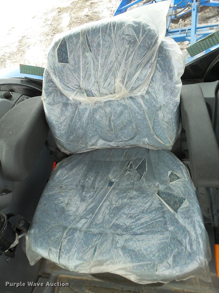 image for item EW9993 2005 New Holland TS115A tractor with snow groomer