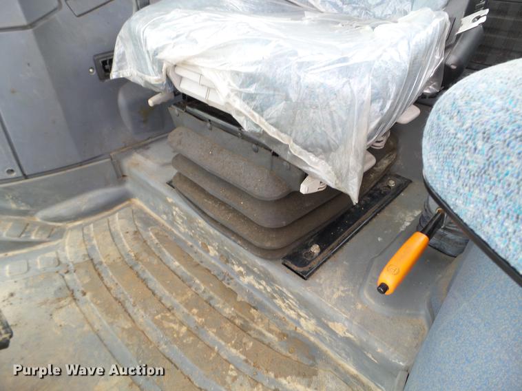 image for item EW9993 2005 New Holland TS115A tractor with snow groomer