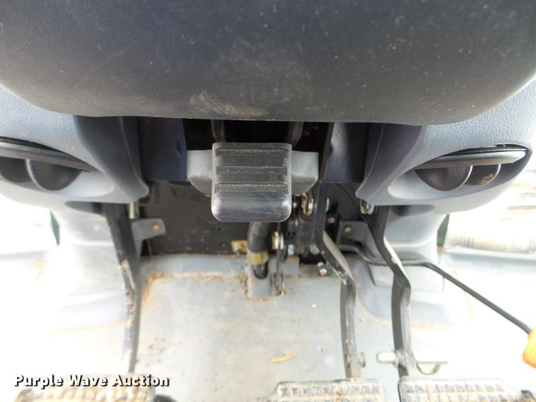 image for item EW9993 2005 New Holland TS115A tractor with snow groomer