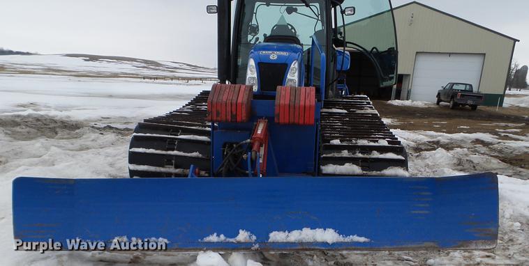 image for item EW9993 2005 New Holland TS115A tractor with snow groomer