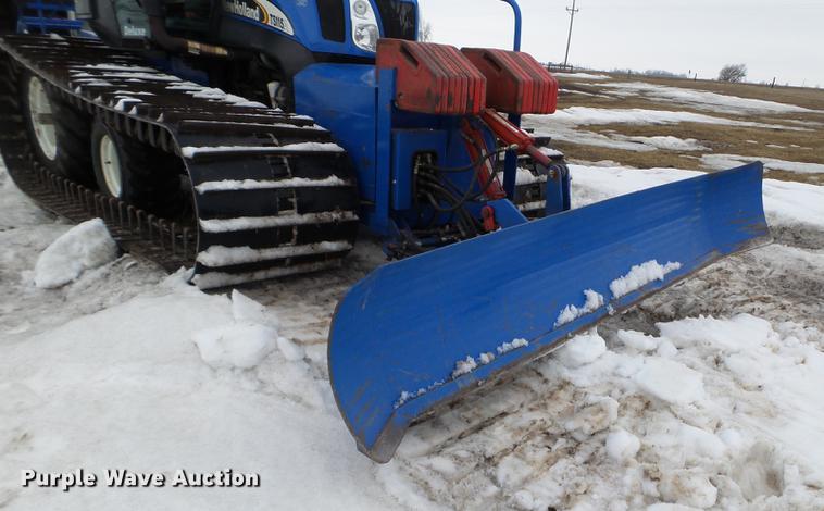 image for item EW9993 2005 New Holland TS115A tractor with snow groomer