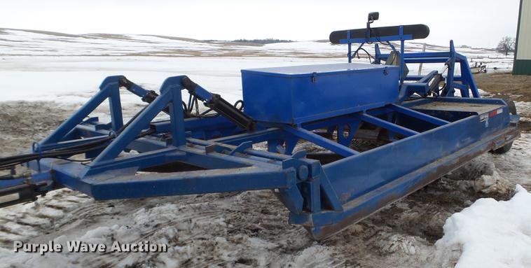 image for item EW9993 2005 New Holland TS115A tractor with snow groomer