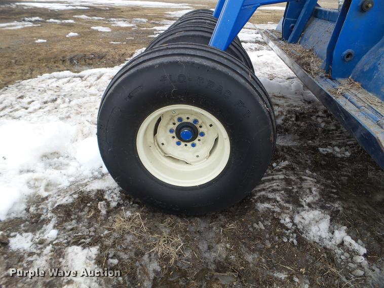 image for item EW9993 2005 New Holland TS115A tractor with snow groomer